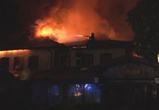 Хотелски комплекс Чифлика в старинната част на Казанлък изгоряОгънят е