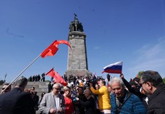 Отново имаше напрежение пред Паметника на съветската армия ПСА днес Причината