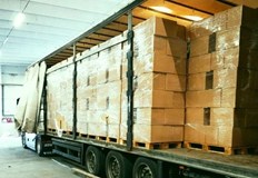 Камионът бил пломбиран с гръцка митническа пломба с което се