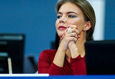 Брюксел мотивира решението си с факта че Кабаева е председател