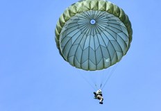 Военнослужещ от Съвместното командване на специалните операции е пострадал тежко