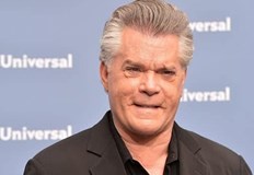 На 67 годишна възраст почина актьорът Рей ЛиотаЗвездата е издъхнал в