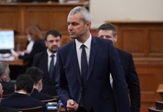 Камила Харис hellip бъркам ги животинските имена каза лидерът на Възраждане Лидерът