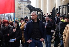 Той иска смърт за изменниците на народното дело Обещава трудови