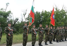 Тази година вместо традиционния гергьовски военен парад армията ни ще