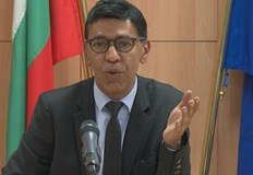 За да не стане това трябва да се приключат бързо