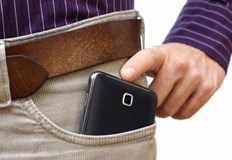 Терапевтът Виктор Лишин говори за рисковете от носенето на телефон