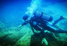 Тялото на 45 годшния мъж изплува край стария фарРумънски гражданин се