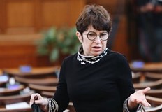 Народният представител от Продължаваме промяната от Русе Рена Стефанова ще