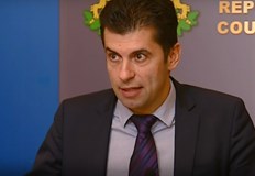 Министър председателят Кирил Петков влезе в спор в парламента с депутата