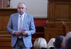 От гаранция за стабилност чрез присъединяване към втората най силна валута