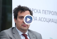 Според него цената на бензина няма да достигне 4 лева