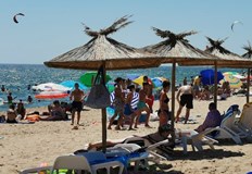 Плажовете са в подготовка за летовници По закон те трябва