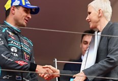 Принцесата на Монако Шарлен поднови публичните си изяви след дълго