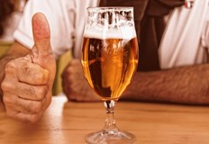 Германските пивовари предупреждават за бързото поскъпване на пенливата напитка в