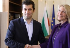 Премиерът Кирил Петков се срещна с помощник държавния секретар на САЩ