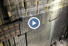 Те са били укрити във фабрични кухини на товарен автомобил