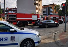 Пострадали няма щетите са само материалниЧетири пожарни екипа гасиха пожар