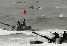 Китай претендира за Южнокитайско море в неговата цялост и водния път