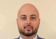 Новият директор обаче обеща че разликата от 30 от заплатите