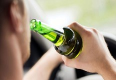 Поради съмнение за употреба на алкохол от водача униформените са