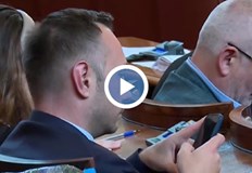 Те спориха трябва ли да има обжалване на проекти на