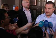 Това е поредният ден в който останахме излъгани заяви той За