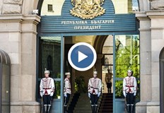 Президентството отвори врати за посетители по случай днешния празник Хиляди хора