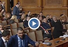 Народните представители се събраха на извънредно заседаниеТе трябва да вземат