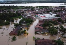 Това съобщиха местните властиНай малко 25 души са загинали в резултат
