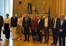 Българска делегация от депутати от парламентарната комисия по културата и