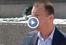 Едните са за идеята а участниците в другия протест са