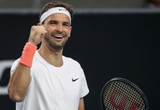 Във втория кръг на турнира той ще играе срещу хърватина