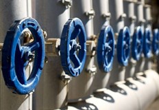 Газопроводът Ямал Европа работи предимно в реверсивен режимФизическите газови потоци по