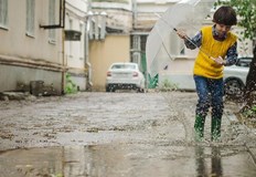 Валежи от дъжд на места значителни по количество и придружени