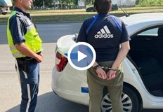 Това е станало на бул Ломско шосе След кратка гонка беше