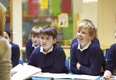 Просветното министерство може да подпомогне финансово училищата които не могат да обезпечат