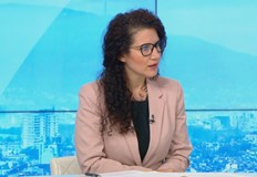 Предвидено е държавата да им осигурява месечна помощ от 400