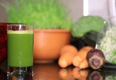 Диетите със сокове се считат за най вредните за тялотоТе допринасят