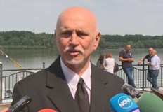 Министърът на транспорта заяви че срещите му с превозвачите не