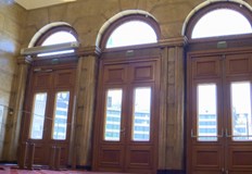 Вече няма и следа от решетките които бяха поставени на