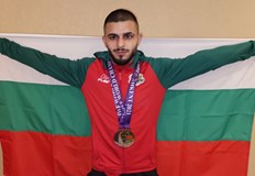 Състезателят от Тежкоатлетически спортен клуб Русе защити титлата си от миналата