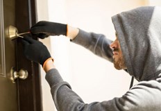 В Първо РУ разследват сигнал за кражба от жилищеЗа извършеното