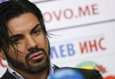 Работя по футболни проекти в съседни страниБившият национал на България