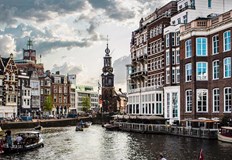 Двама души бяха убити а двама са тежко ранени след