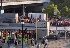 Ръководният орган на европейския футбол УЕФА обвини фалшивите билети които