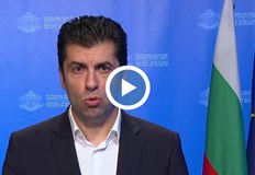 В свое видеообръщение премиерът Петков призовава президента Радев да свика