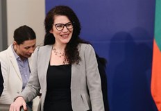 Атаката срещу Български пощи основна тема в парламентаВицепремиерът по