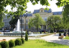 Община Русе уведомява населението че предстои наземно третиране на зелените