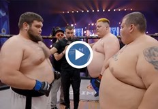 Професионалният боец Даниел Елбаев бе изправен срещу други двама спортисти